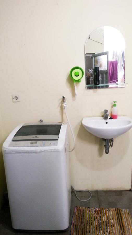 Ngampilan Backpacker Hostel Yogyakarta Exterior photo