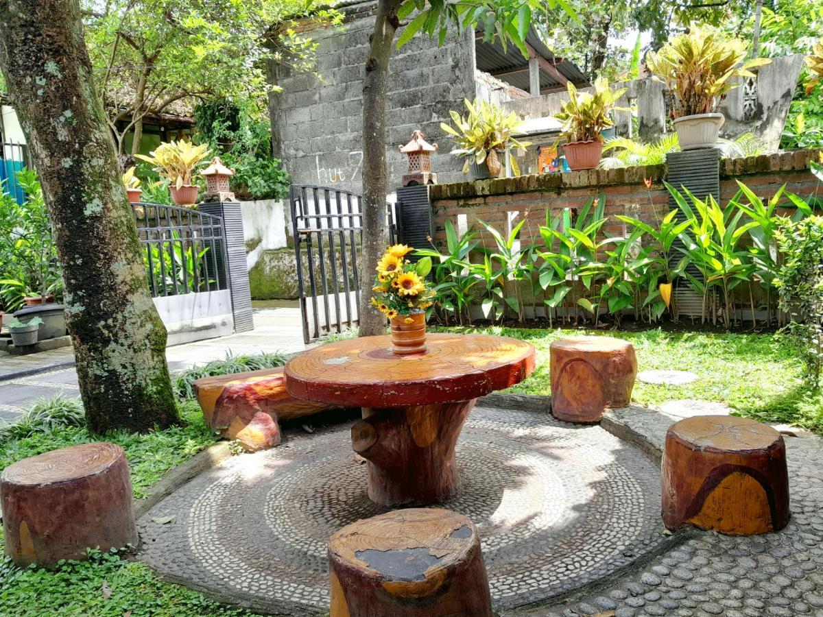 Ngampilan Backpacker Hostel Yogyakarta Exterior photo