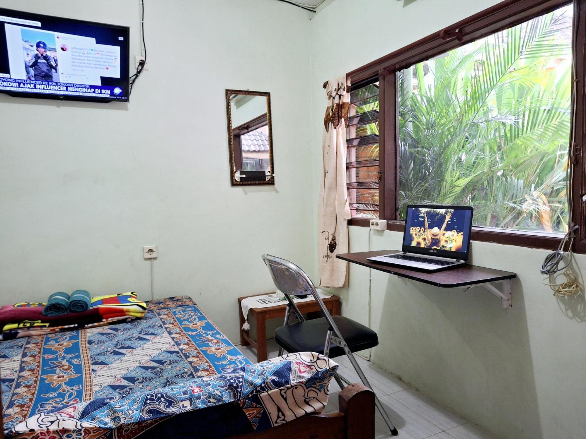 Ngampilan Backpacker Hostel Yogyakarta Exterior photo