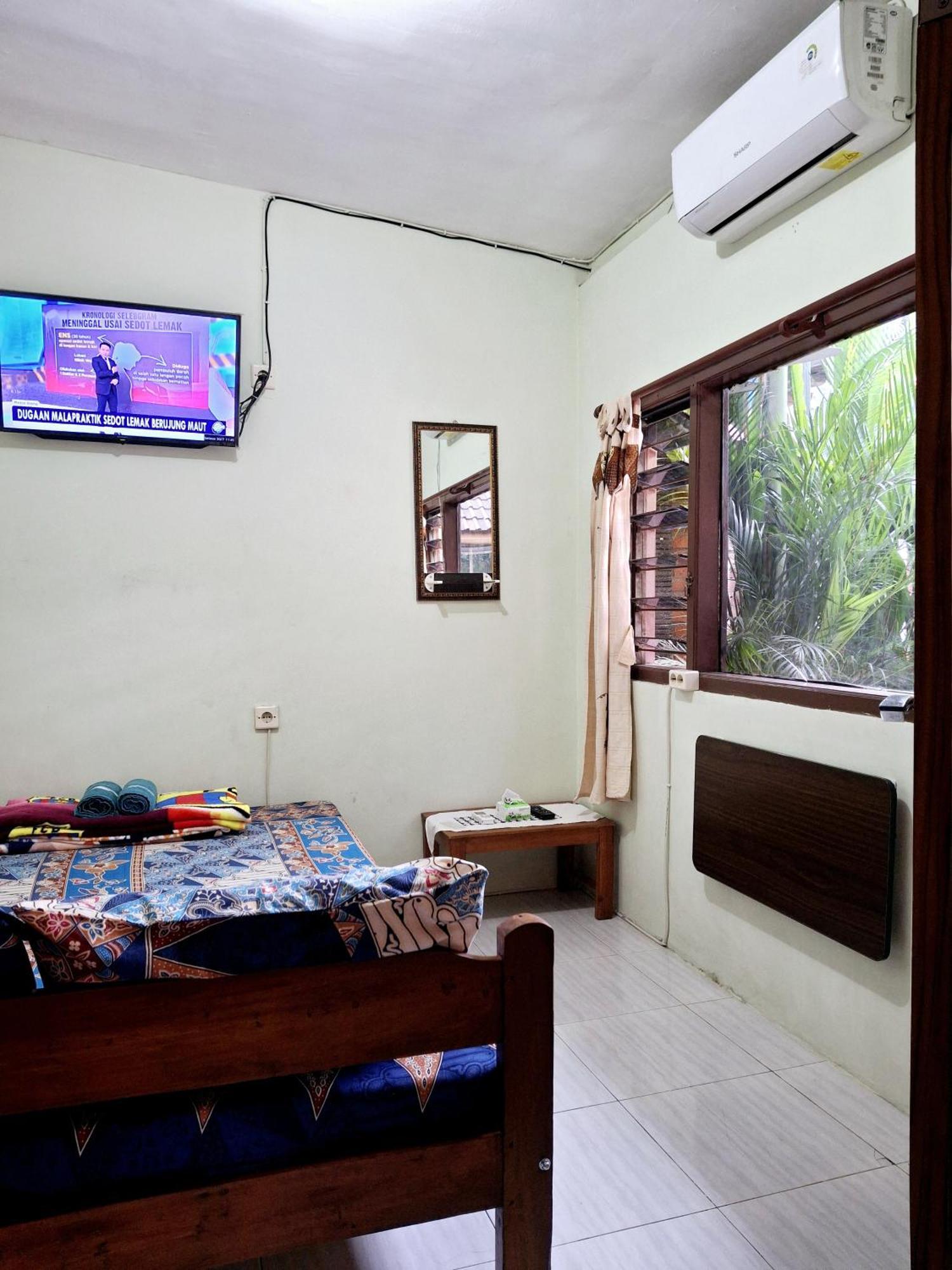 Ngampilan Backpacker Hostel Yogyakarta Exterior photo